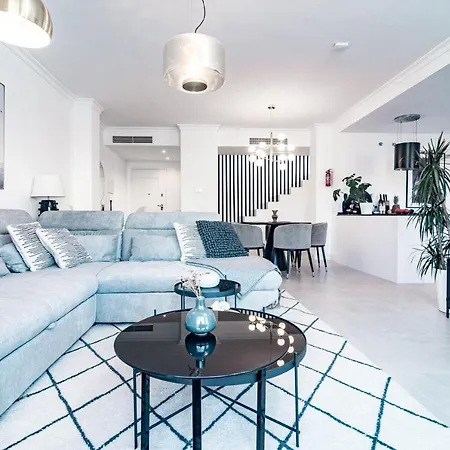 Penthouse With 250 Sqm Roof Terrace Near The Apartment Estepona