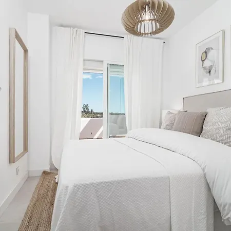 Apartment Penthouse With 250 Sqm Roof Terrace Near The Estepona